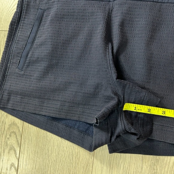 Lululemon Pack Light Shorts (2.5") Midnight Navy - Picture 11 of 13